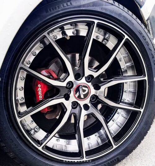 17x7 | 4x100/108 / 4x100/114.3 | FC009 - Gloss Black Machined Face Silver Inside
