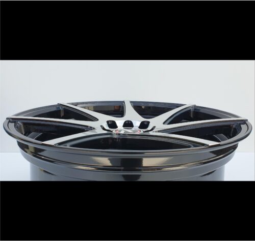 18x8.5 | 4x100/108 / 4x100/114.3 | FC1116 - Gloss Black Machined Face