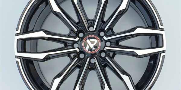 17x8 | 4x100 / 4x108 / 4x114.3 | FC1354 - Gloss Black Machined Face