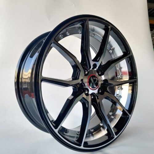 17x7 | 4x100/108 / 4x100/114.3 | FC009 - Gloss Black Machined Face Silver Inside