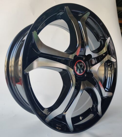 17x7 | 4x100 | FC720 - Gloss Black Machined Face
