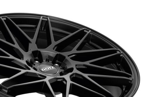 19x8.5 | 5x108 / 5x112 / 5x114.3 / 5x120 | Tanaka Black - Black Matt