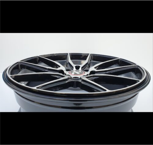 17x7 | 4x100/108 / 4x100/114.3 | FC009 - Gloss Black Machined Face Silver Inside