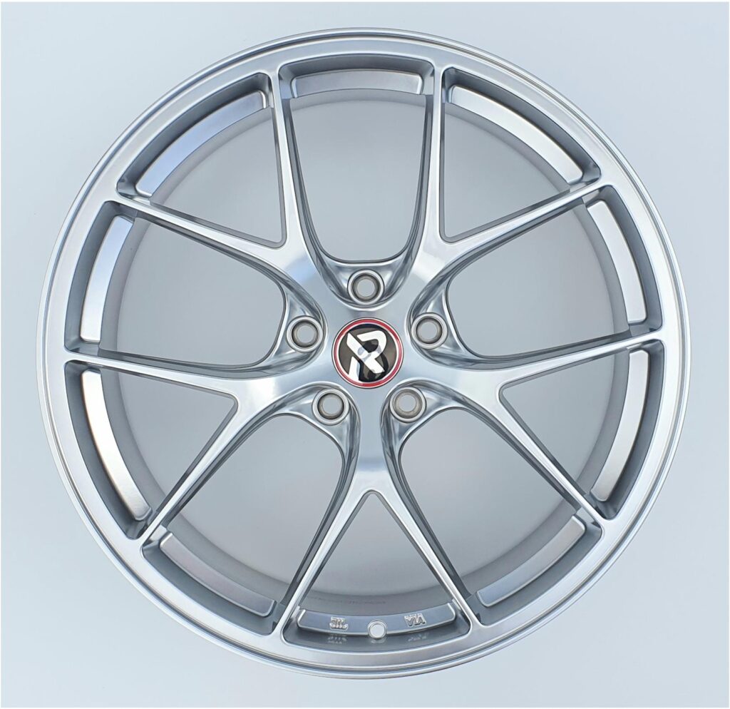 19×8.5 | 5×112 / 5×120 | FF12 – Hyper Black - Rymmo Wheels