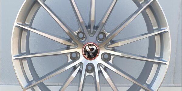 19x9.5 | 5x112 / 5x120 | FF26 - Silver Machined Face