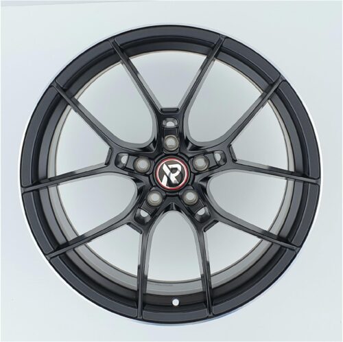 19x8.5 | 5x112 / 5x120 | FF45 - Satin Black Machined Lip