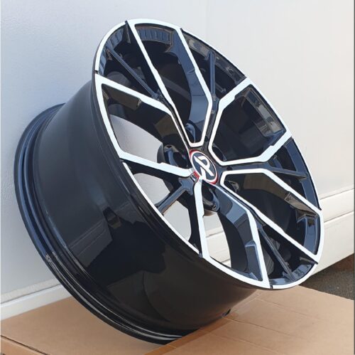 19x8.5 | 5x120 | MF28 - Gloss Black Machined Face